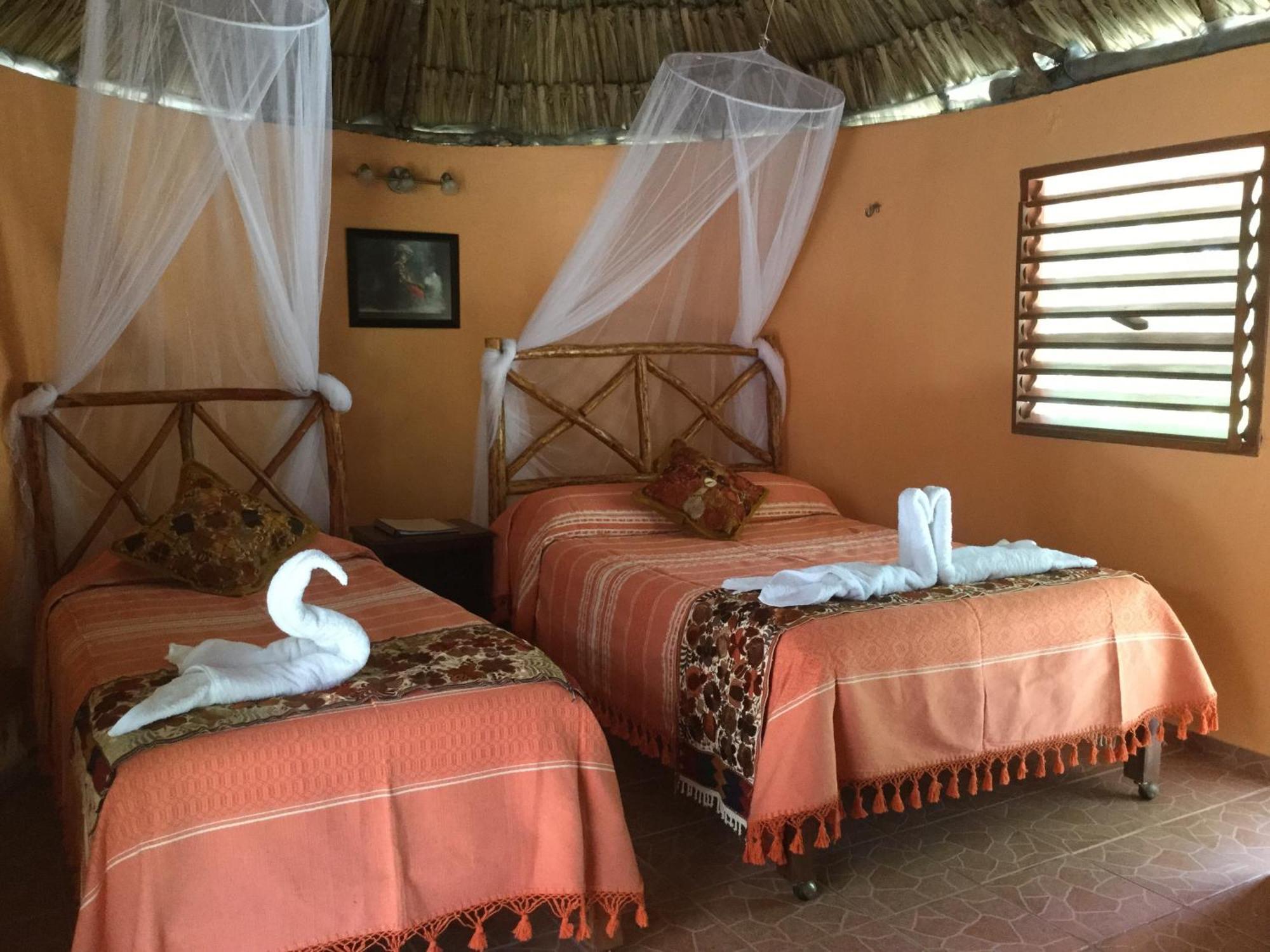 The Pickled Onion B&B And Restaurant Uxmal Санта-Элена Номер фото